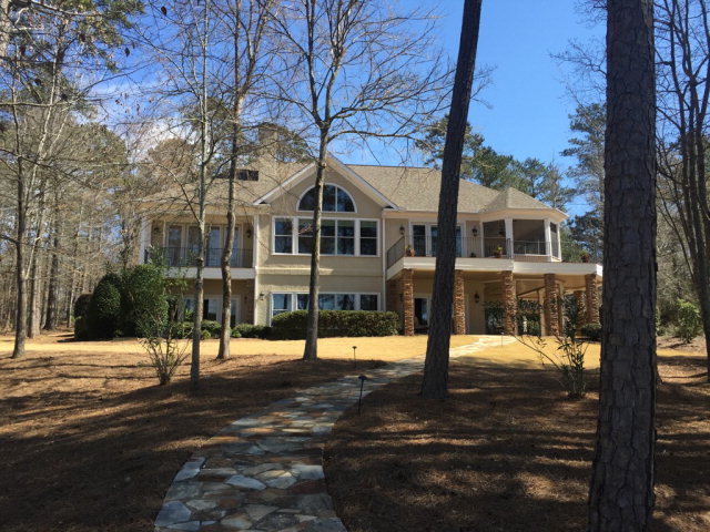 1451 Lighthouse Circle, Greensboro, GA 30642