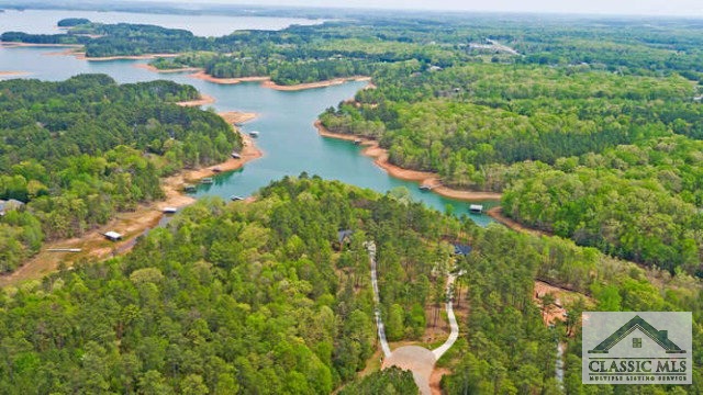 770 Melody Pt, Hartwell, GA 30643