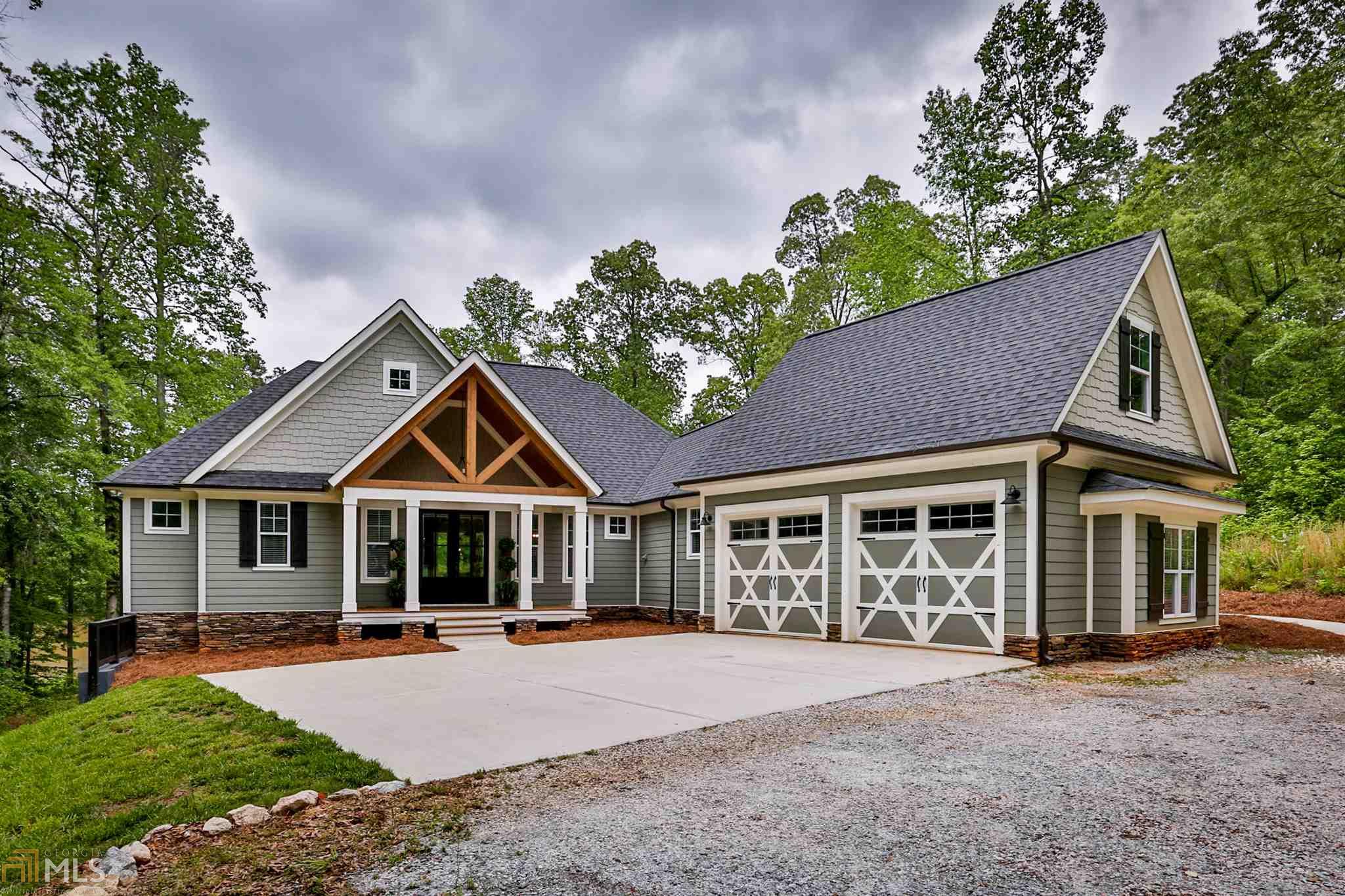 1310 Waterstone Dr, Madison, GA 30650