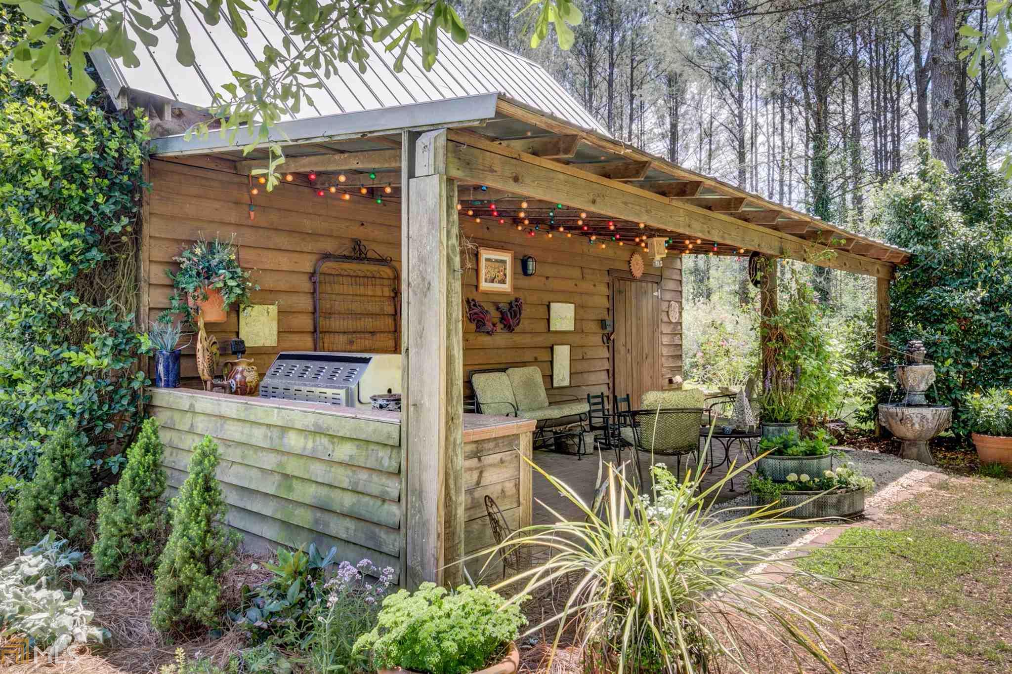 1730 Dixie Hwy, Madison, GA 30650