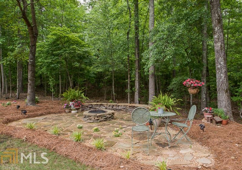 1209 Highgrove Ct, Monroe, GA 30655