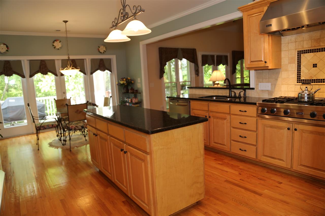 425 E LAKESHORE DRIVE, Monroe, GA 30655