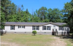 2707 Pine Forest DrDearing, GA, 30808Mcduffie County