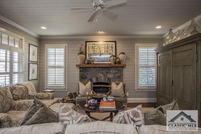 142 Long Leaf Ln, Eatonton, GA 31024