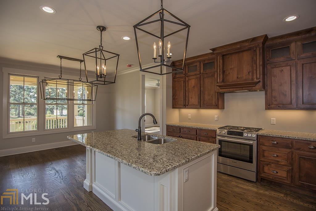 106 Arbors Ln, Eatonton, GA 31024