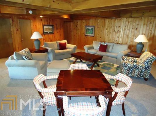 105 Horseshoe Ct, Eatonton, GA 31024