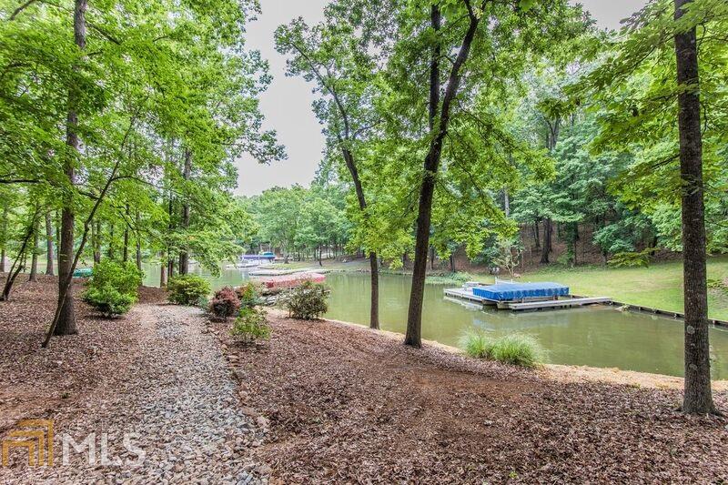 106 Oak Ridge Ln, Eatonton, GA 31024