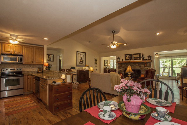 218 Ellman Drive, Eatonton, GA 31024