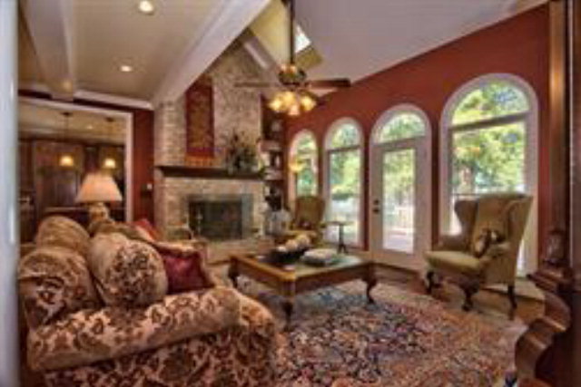 154 Bradford Drive, Eatonton, GA 31024