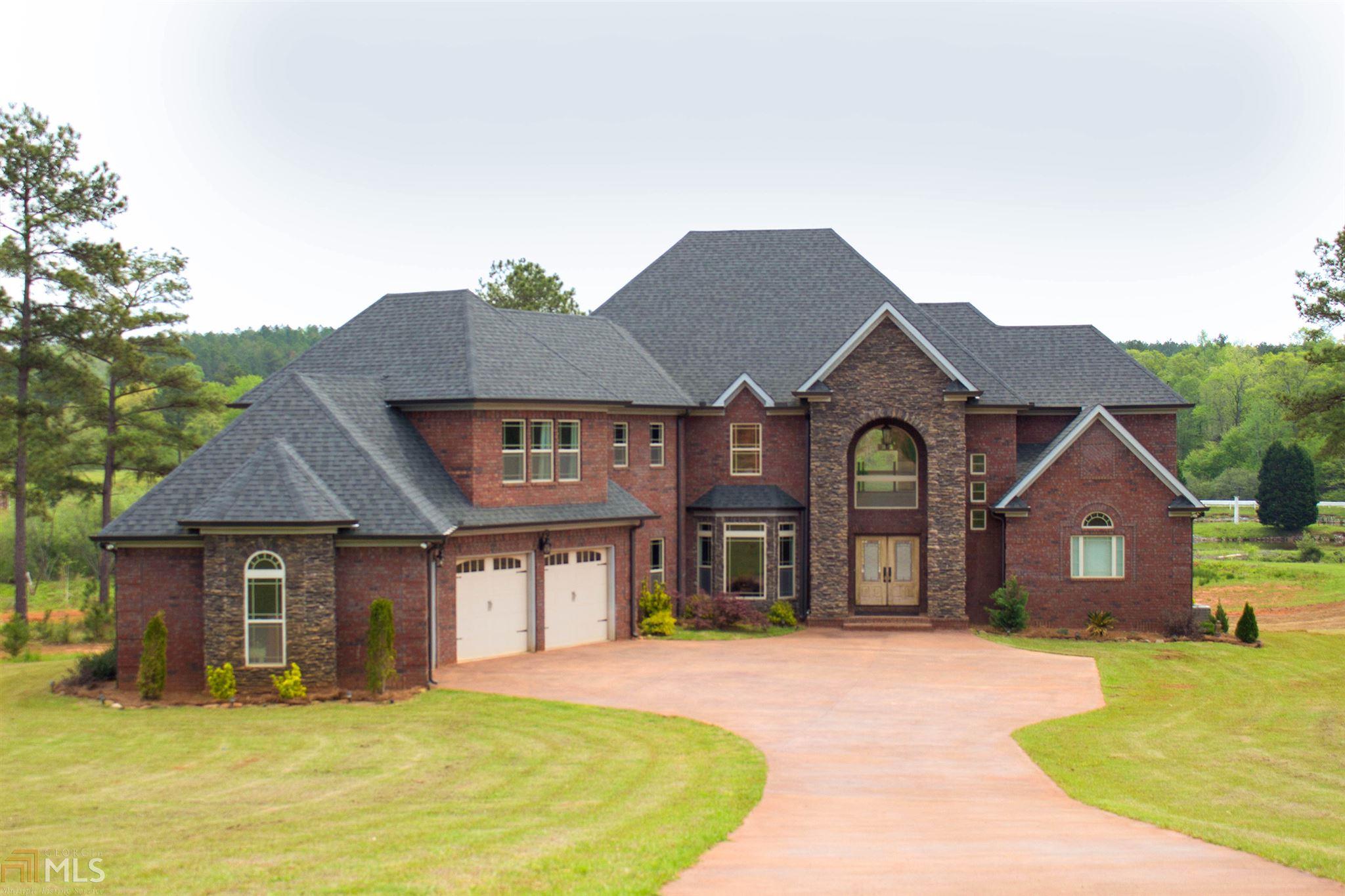 135 CHAMPIONS Dr, Forsyth, GA 31029