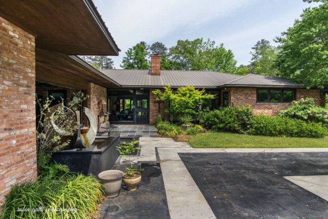 365 Old Club Road South, Macon, GA 31210