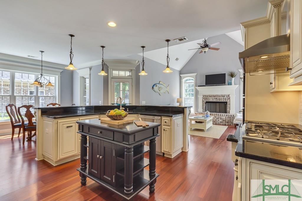 176 Crosswinds Drive, Richmond Hill, GA 31324