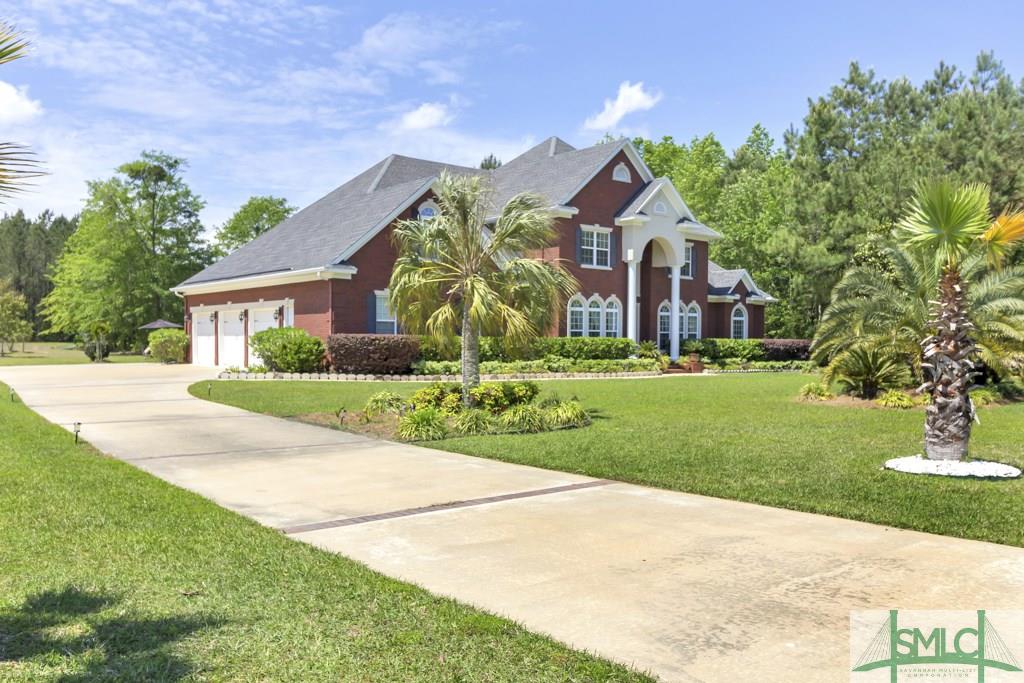 286 St Catherine Circle, Richmond Hill, GA 31324