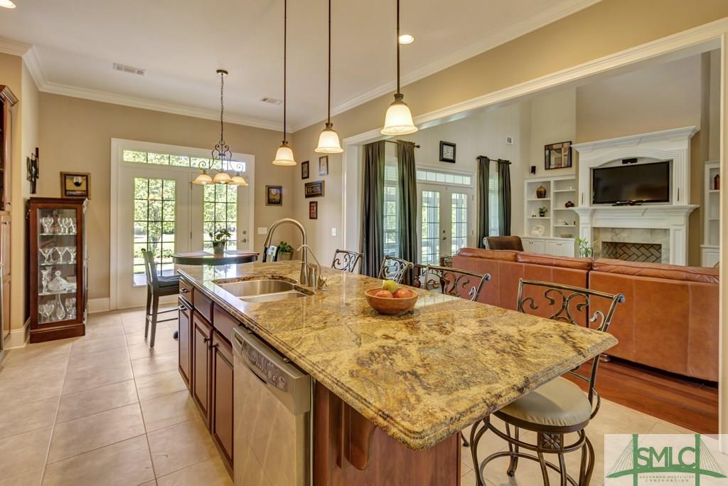 286 St Catherine Circle, Richmond Hill, GA 31324
