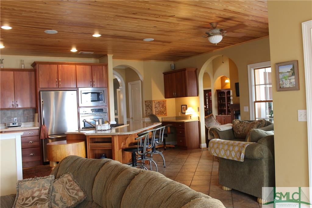 857 Seascape Drive, Richmond Hill, GA 31324