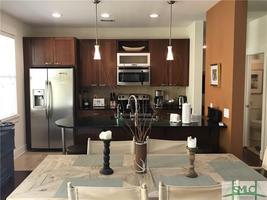 220 E Waldburg Street, Savannah, GA 31401