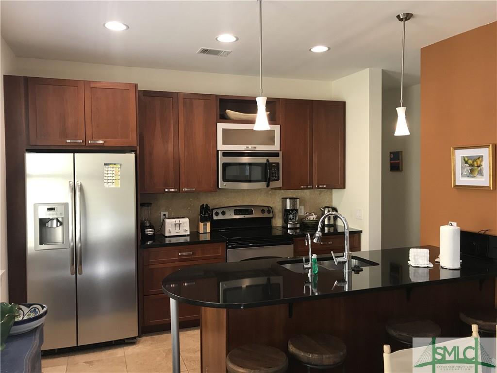 220 E Waldburg Street, Savannah, GA 31401