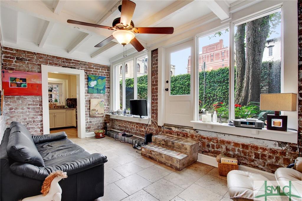 102 W Jones Street, Savannah, GA 31401