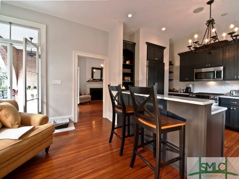 335 Habersham Street, Savannah, GA 31401