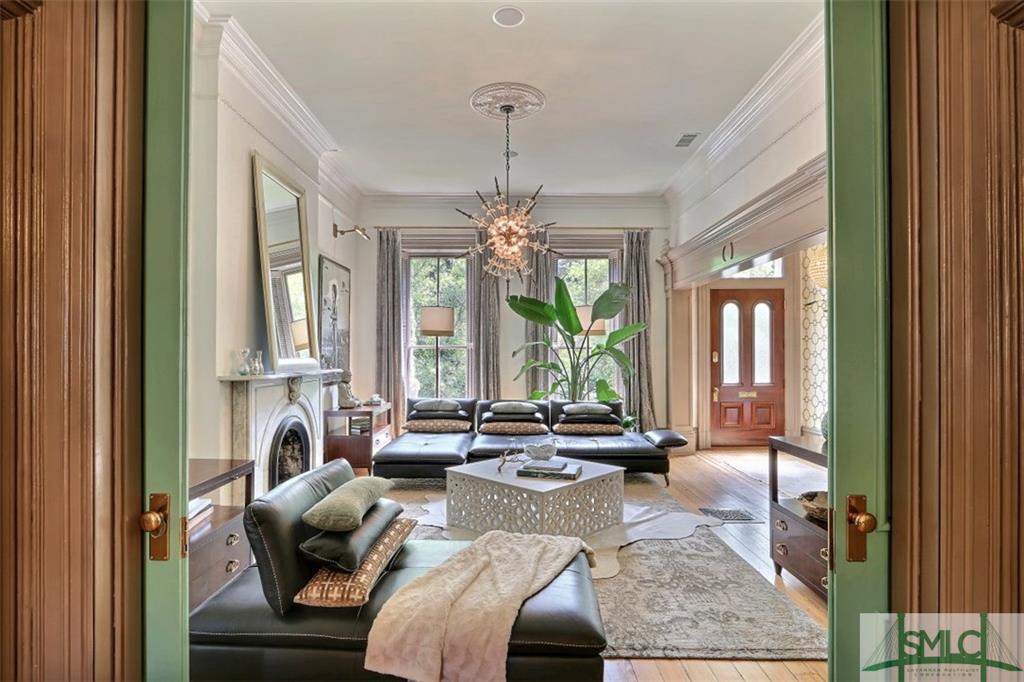 206 E Gaston Street, Savannah, GA 31401
