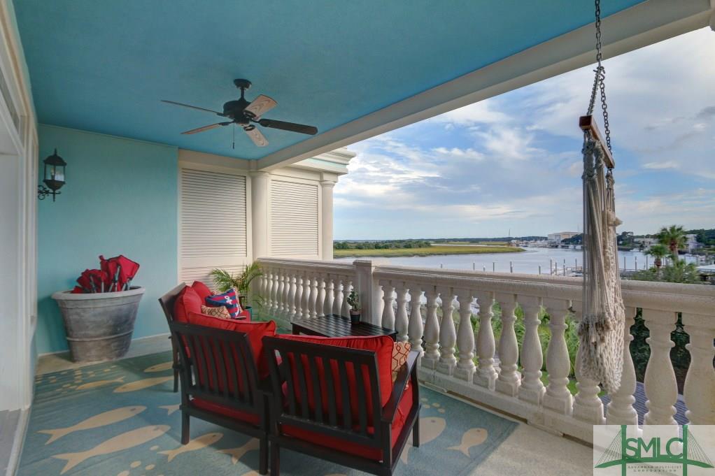 2812 River Drive, Savannah, GA 31404