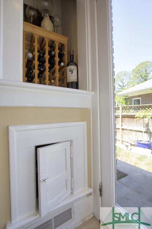 27 E 46th St, Savannah, GA 31405