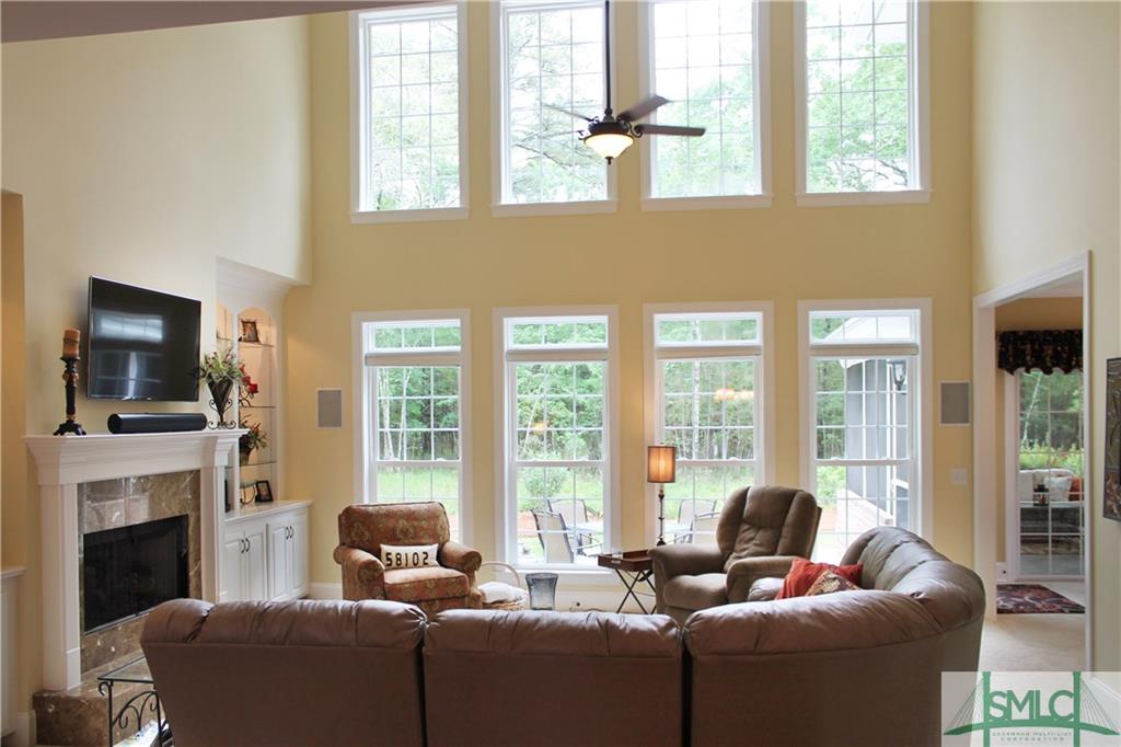 87 Crestwood Drive, Savannah, GA 31405