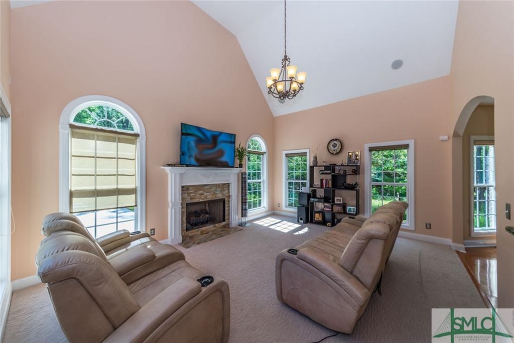 45 Crestwood Drive, Savannah, GA 31405