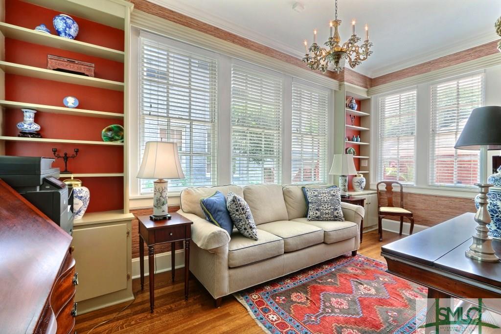 305 E 46th Street, Savannah, GA 31405