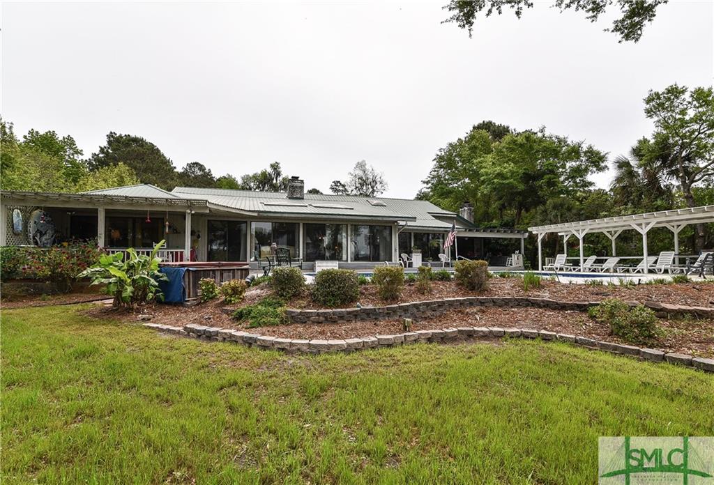 7521 La Roche, Savannah, GA 31406