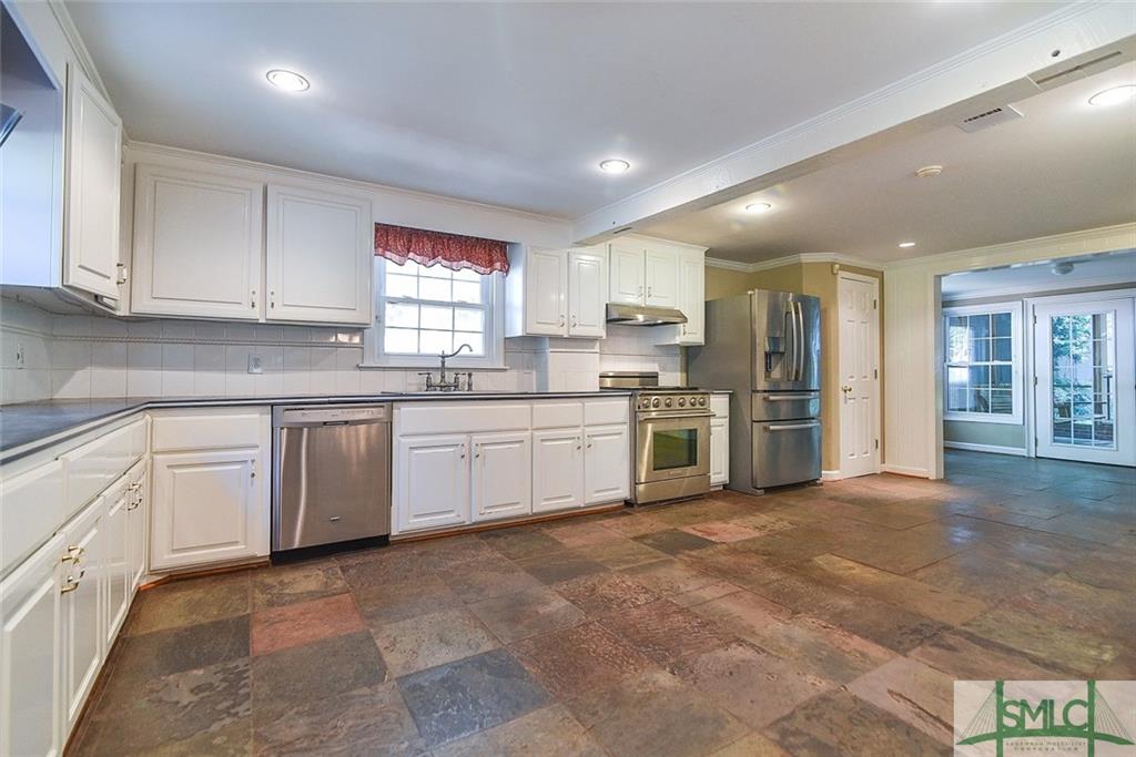 278 Oatland Island Road, Savannah, GA 31410