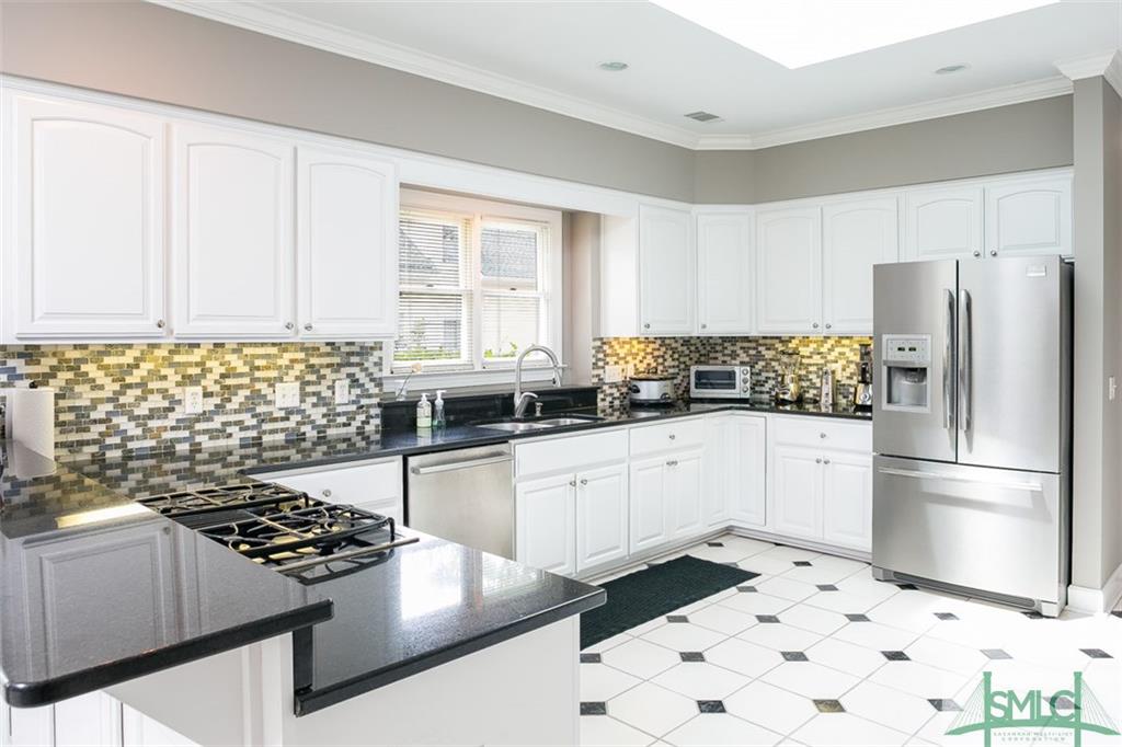 37 Log Landing Road, Savannah, GA 31411