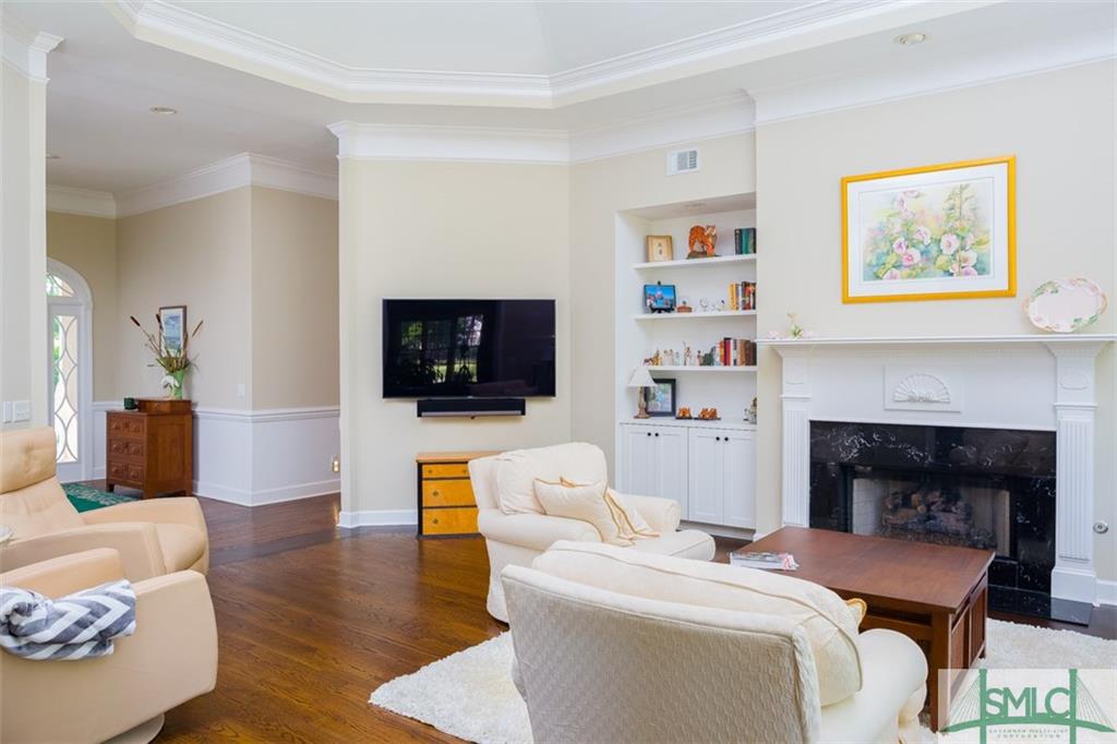 1 Brisbane Court, Savannah, GA 31411