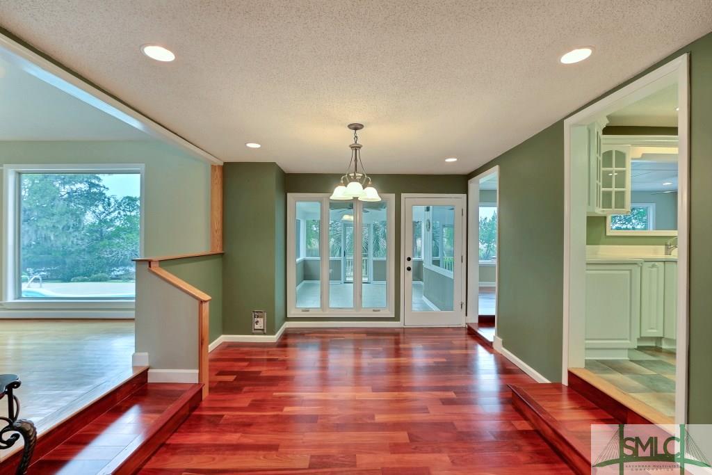 135 Lakeshore Drive, Savannah, GA 31419