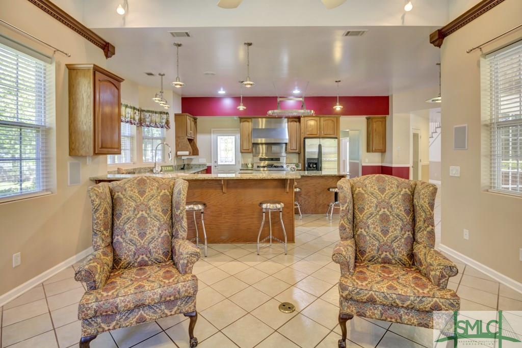 302 Lakeshore Drive, Savannah, GA 31419