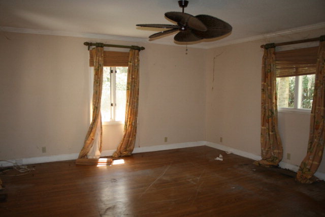 425 Mimosa Dr., St. Simons Island, GA 31522