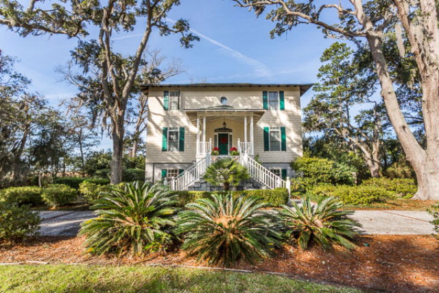 941 Champney Street, St. Simons Island, GA 31522