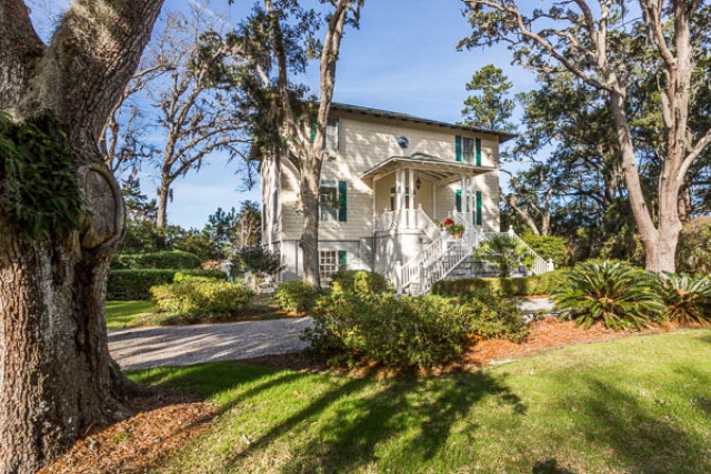 941 Champney Street, St. Simons Island, GA 31522