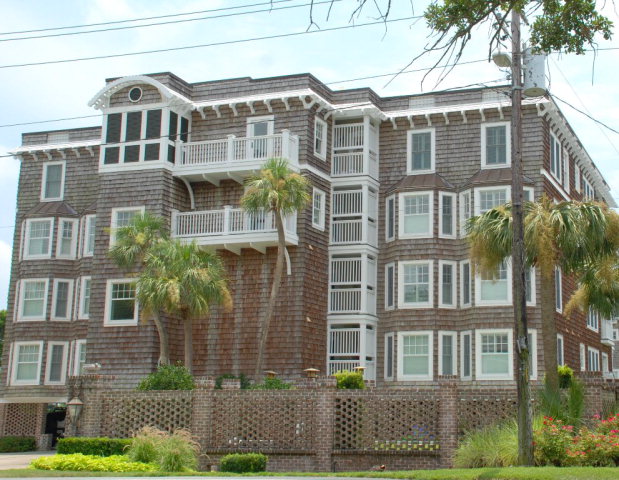 744 Ocean Blvd., St. Simons Island, GA 31522