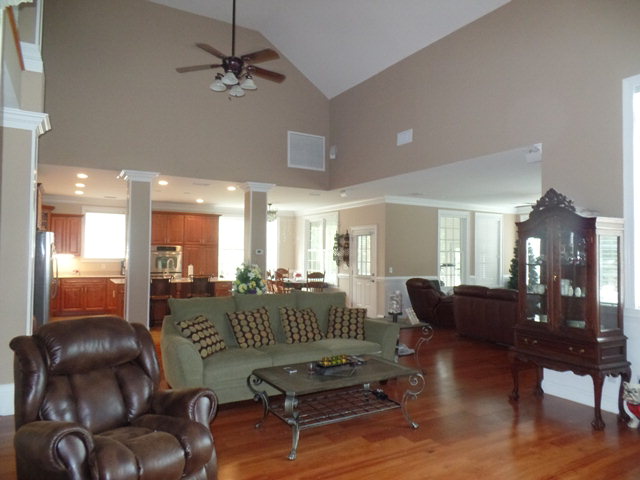 828 Riverview Dr E, St. Marys, GA 31558