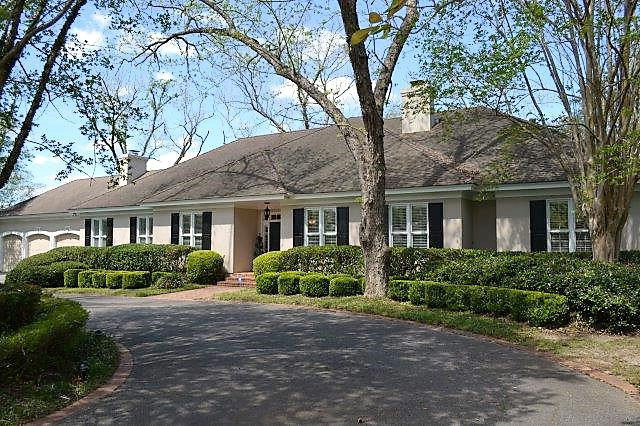 3 Crestwood Place, Valdosta, GA 31602