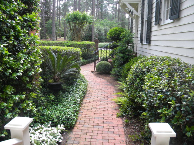 19 Cherokee Rd., Moultrie, GA 31768