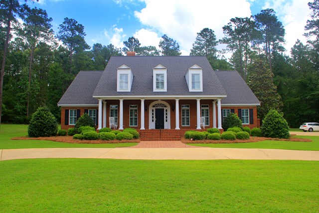 240 Avalon Way, Thomasville, GA 31792