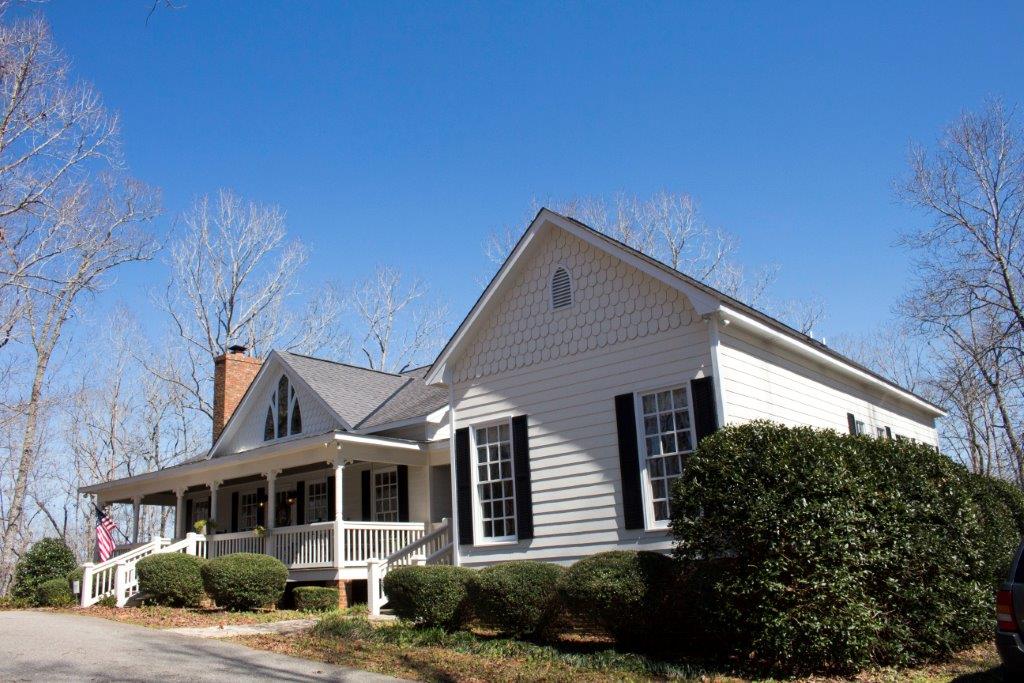 1015 Adams Rd, West Point, GA 31833