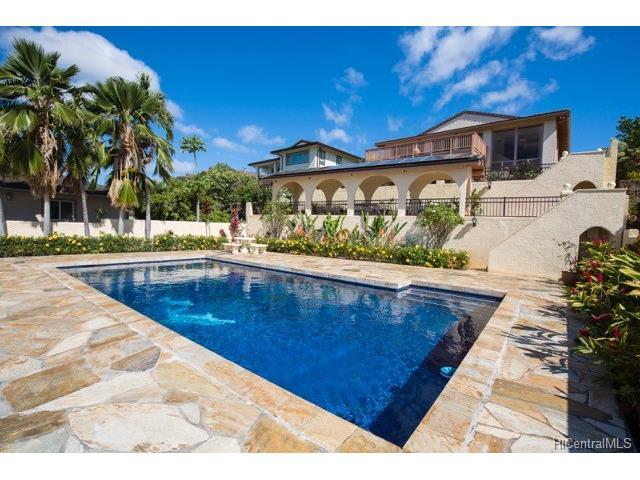 98-628 Kuini Street, Aiea, HI 96701