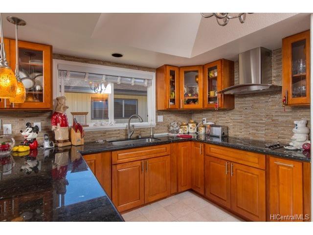 98-628 Kuini Street, Aiea, HI 96701