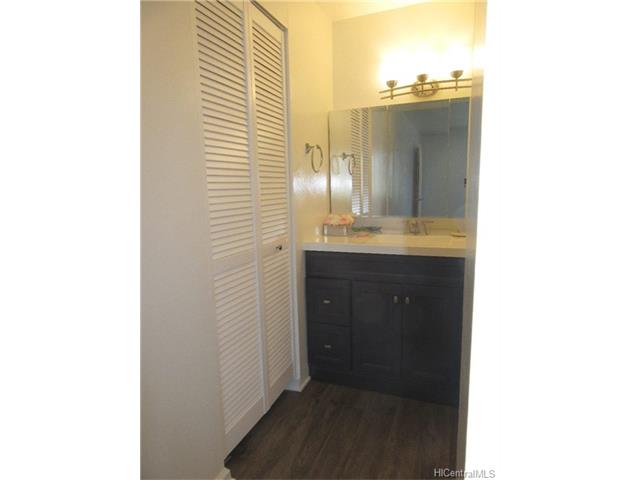 98-1038 Moanalua Road, Aiea, HI 96701