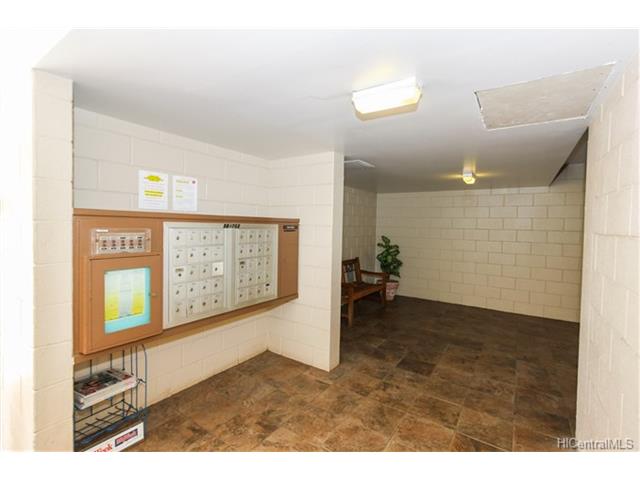 98-703 Iho Place, Aiea, HI 96701