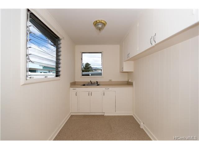 98-172 Pahemo Street, Aiea, HI 96701