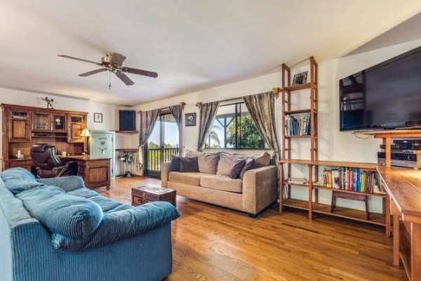 87-498 Kaohe Road, Captain Cook, HI 96704